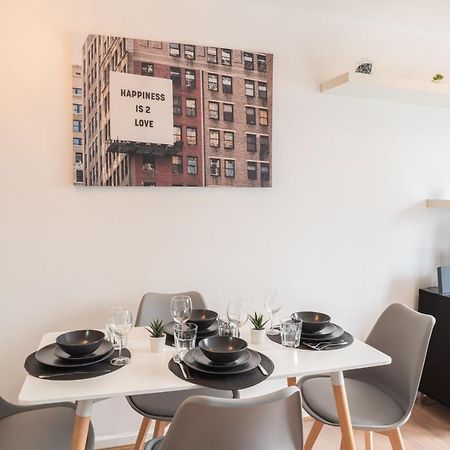 Olympic Apartment - Stratford ลอนดอน ภายนอก รูปภาพ
